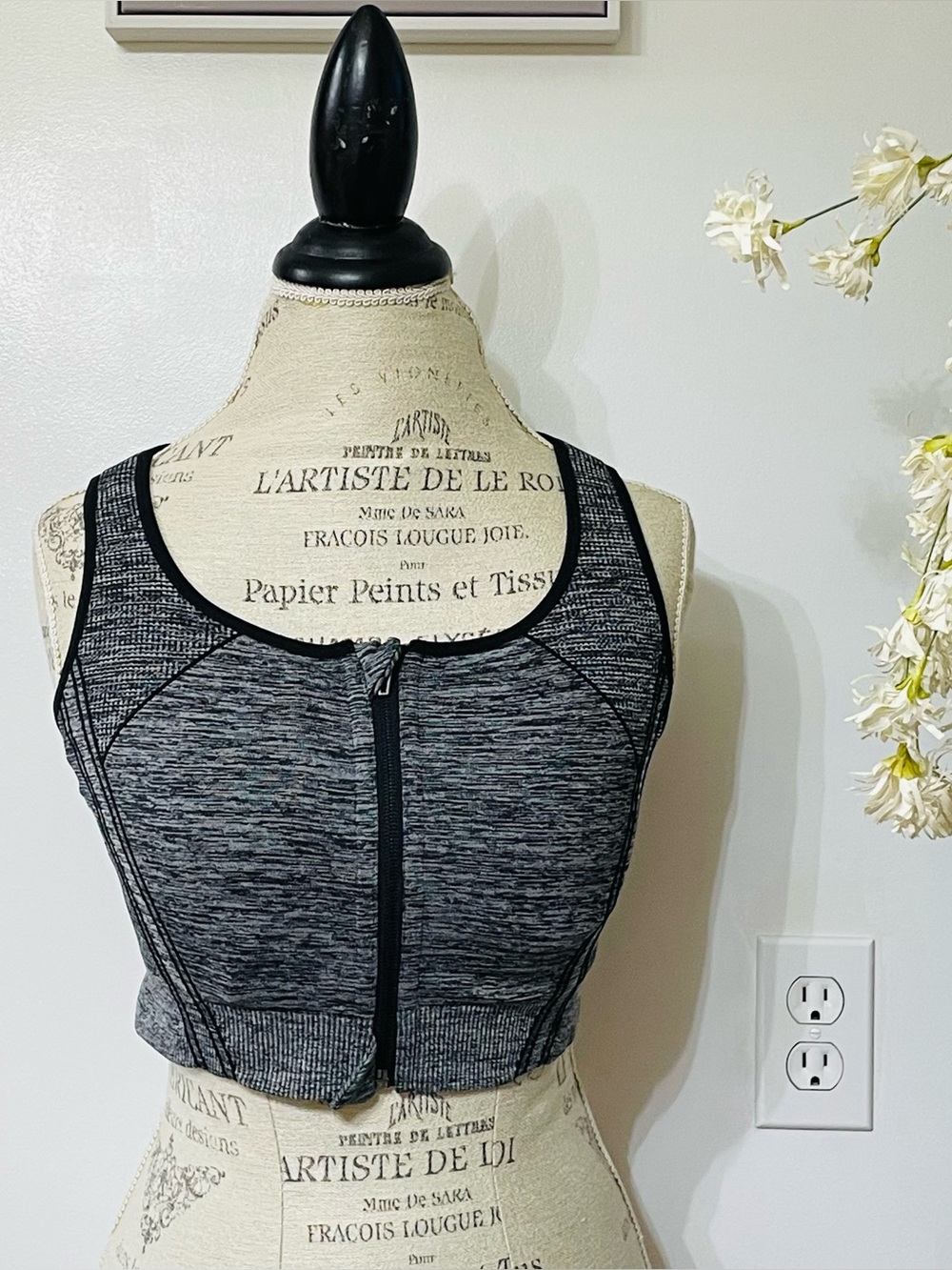 Gray Front-Zip Sports Bra Crop Top